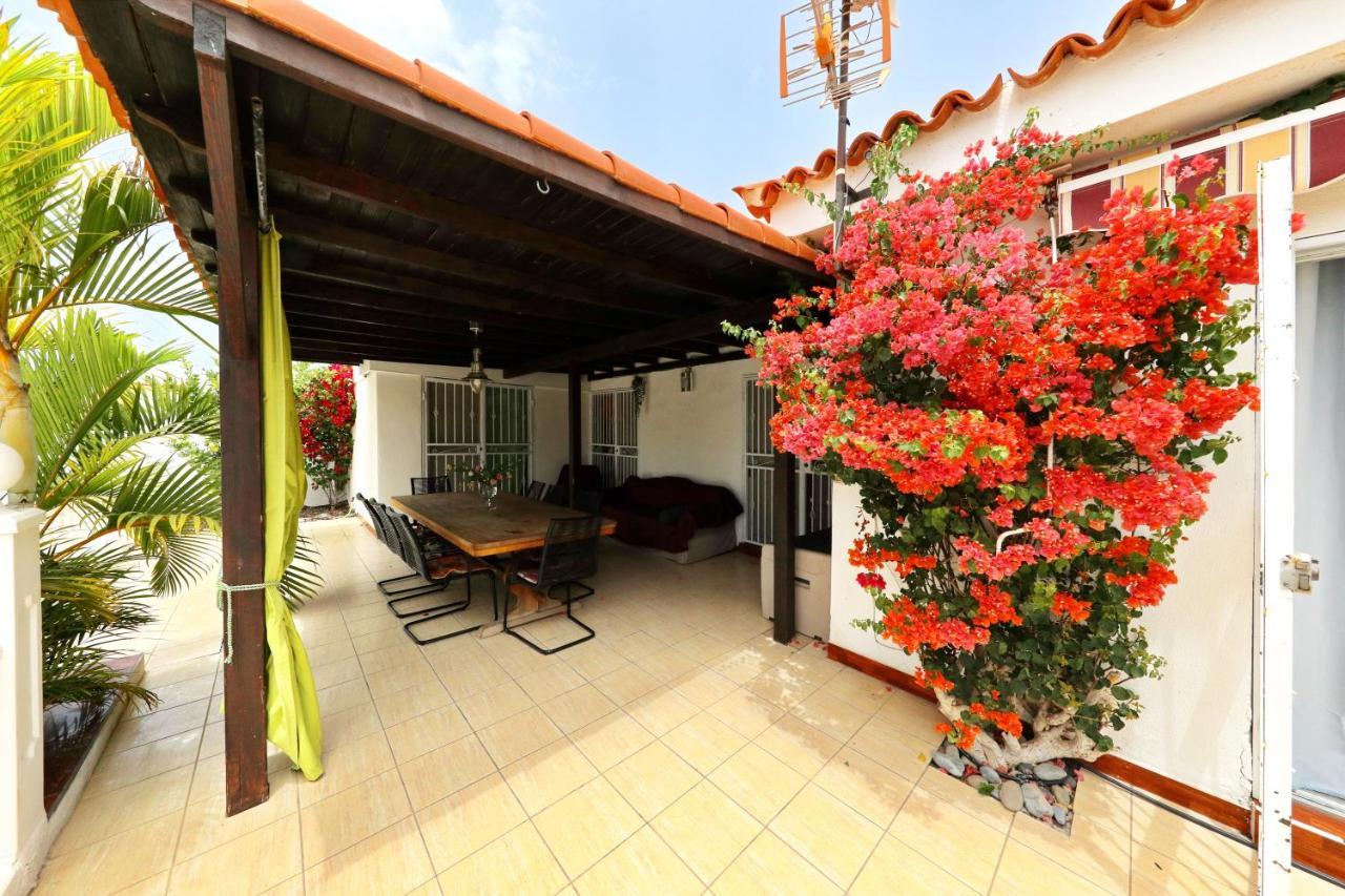 Villa Sofia In Callao Salvaje Luaran gambar